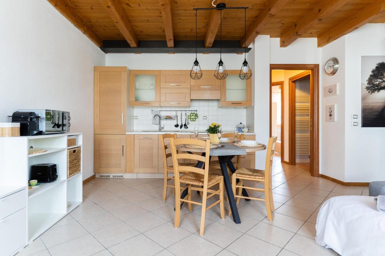 Garda Lake & Relax - Cottage On The Hill Caprino Veronese Bagian luar foto